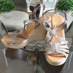 Callisto of California ⭐wedge⭐